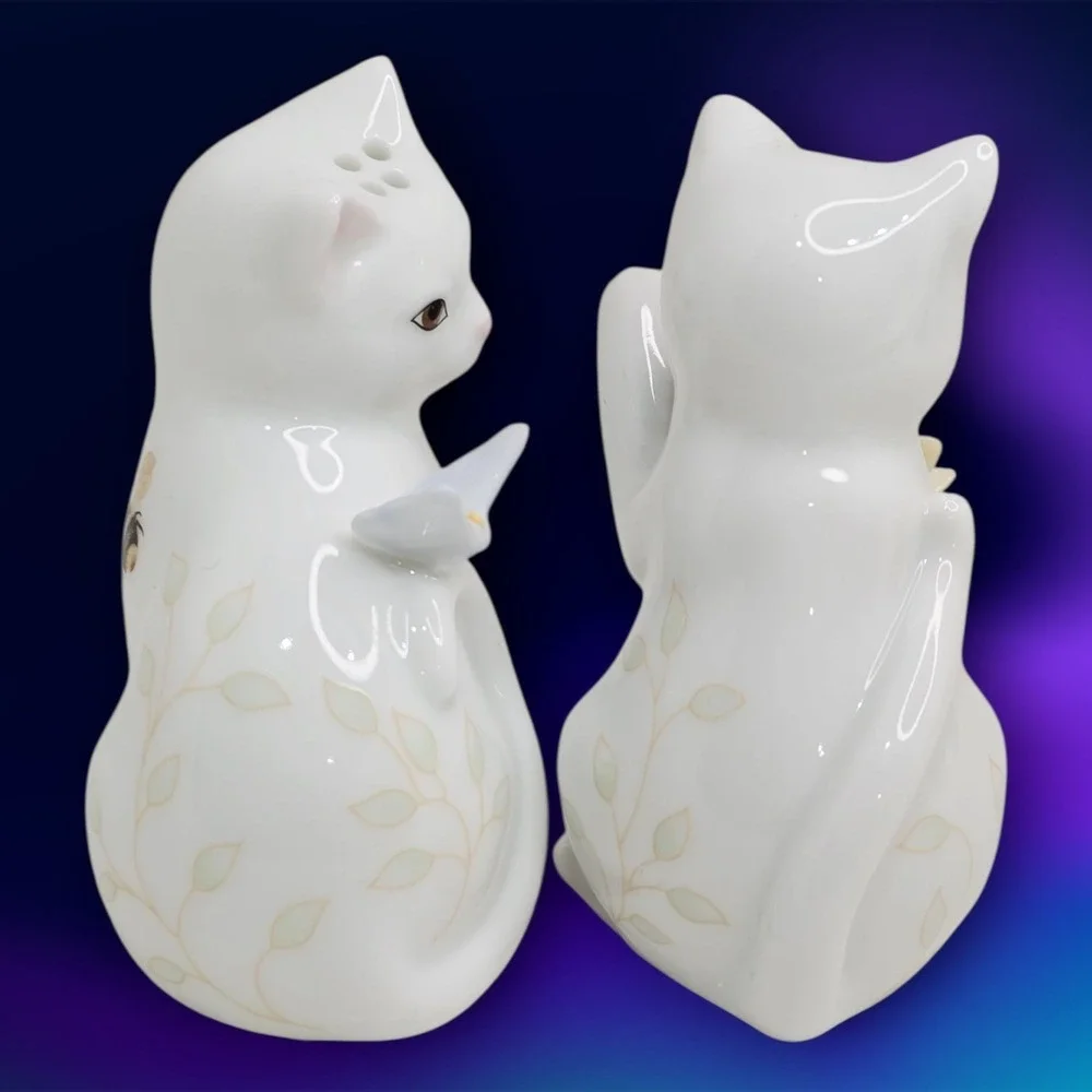 LENOX PORCELAIN SALT‎ & PEPPER SHAKERS SET CATS WITH BUTTRFLY